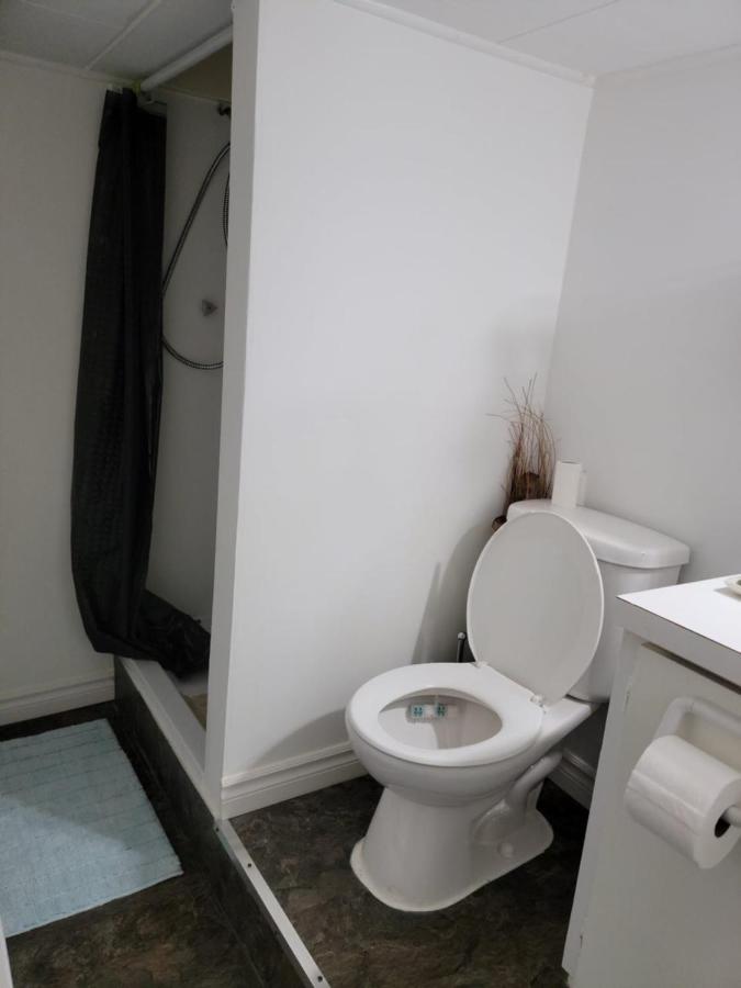 Апартаменты Lower Level Apt 6Ft High Close To Hwy Netflix Wifi Эдмундстон Экстерьер фото